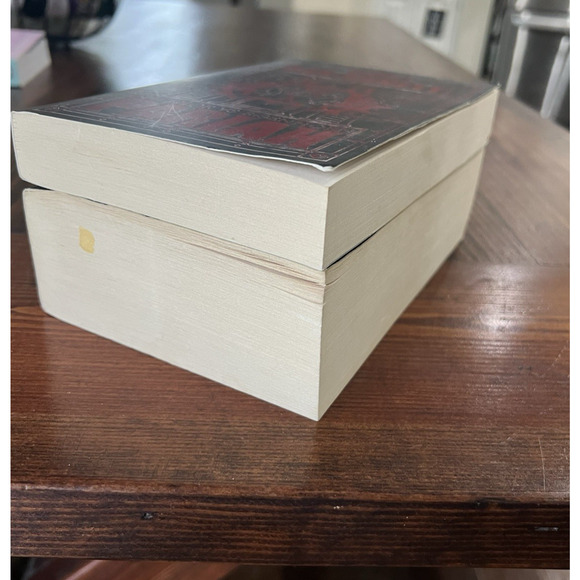 Pariah: Ravenor vs Eisenhorn AND Ravenor The Omnibus Warhammer 40k Dan Abnett - Picture 8 of 8